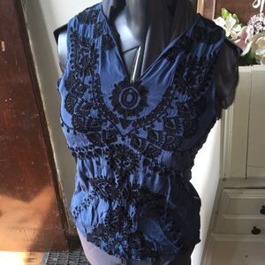 Lucky brand embroidered sleeveless blouse